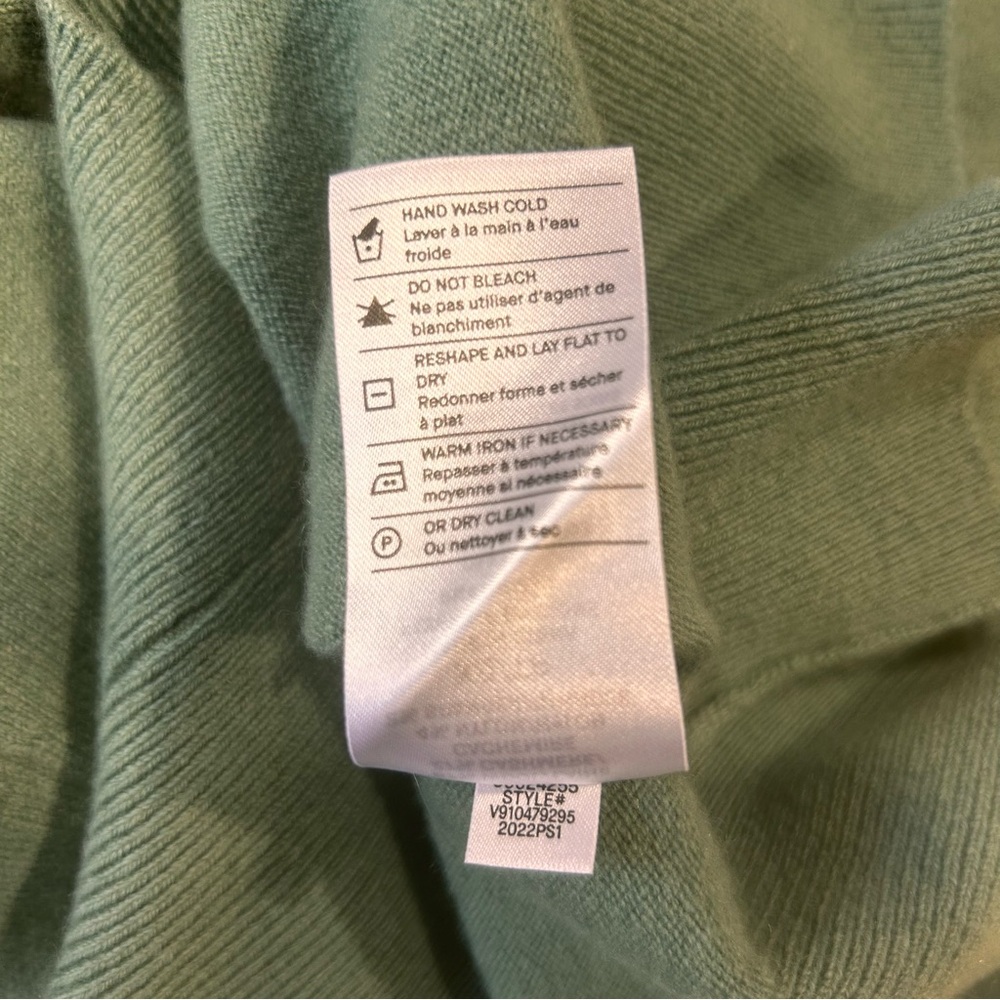 Vince sweater cashmere wool women’s size XS green v neck pullover soft luxury - Picture 13 of 16